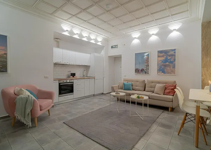 4br Sanctuary Near Cismigiu Park & Piata Universitatii *