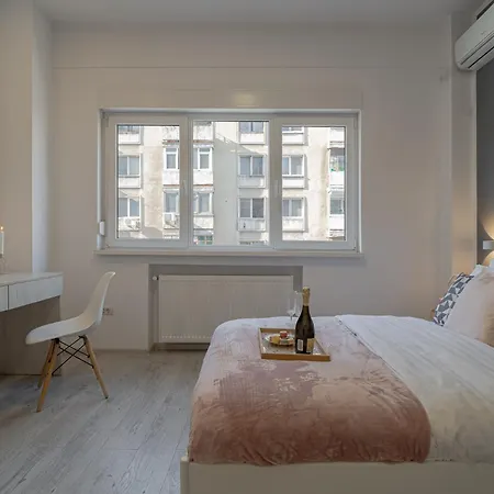 4br Sanctuary Near Cismigiu Park & Piata Universitatii Lejlighed Bukarest